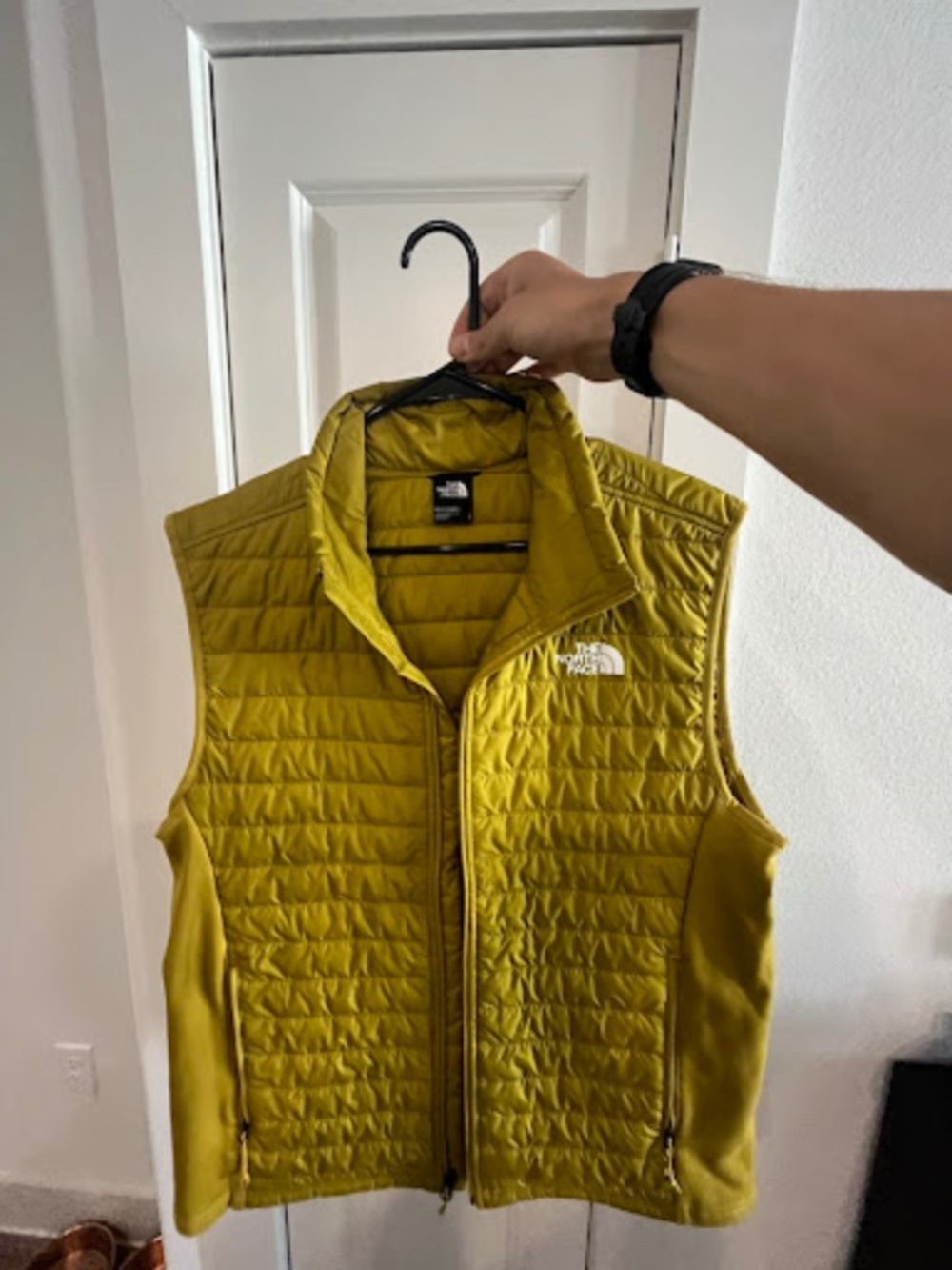 The North Face Men’s ThermoBall Hybrid Insulated Vest - Chartreuse / Olive - L